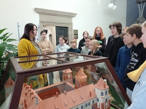 Бакштовские школьники побывали на экскурсии в музее «Замковый комплекс «Мир»