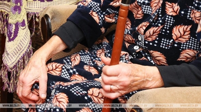 Уход и заботу зимой обеспечили соцработники 1153 одиноким пожилым людям в Гродненской области