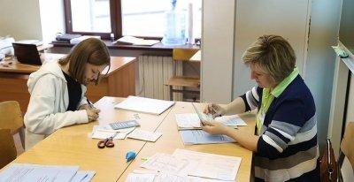 Вузы Беларуси завершают прием документов на платную форму обучения