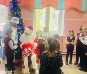В Геранёнской СШ торжественно открыли благотворительную акцию «Наши дети»