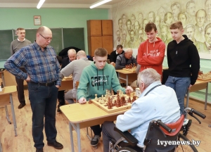 4 ноября на базе колледжа состоится шахматный турнир памяти Э.Петраша на кубок газеты «Іўеўскі край»