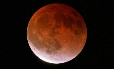 Кровавое лунное затмение ожидается 8 ноября