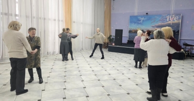 В рамках акции «От всей души» в центре культуры и досуга провели мастер-класс по народным бытовым и современным танцам