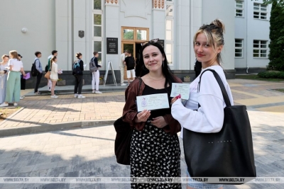 Выдача сертификатов ЦТ стартовала в Беларуси