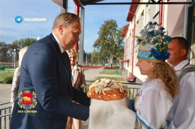 Председатель Гродненского облисполкома Владимир Караник посетил Первомайскую среднюю школу