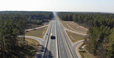 Александр Лукашенко считает необходимым усилить работы по ремонту и модернизации местных дорог
