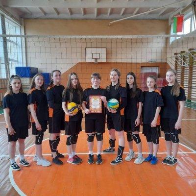 Как прошли районные соревнования по волейболу среди девушек сборных школ