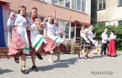 В д. Бакшты прошел фестиваль деревенской культуры и конкурс  танцев наших предков