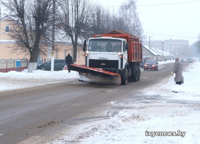В Ивьевском РУП ЖКХ рассказали, как город и агрогородки очищают от снега