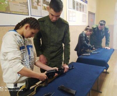 В рамках урока памяти учащиеся Бакштовского д/с-СШ посетили воинскую часть