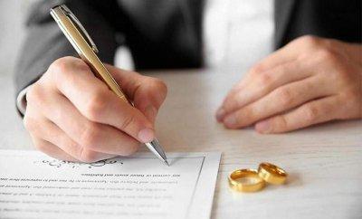Когда нужно заключать брачный договор, отвечает нотариус