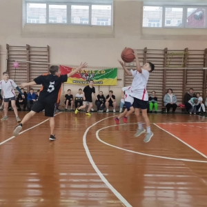 В шестой школьный день в Юратишковской СШ прошли спортивно-игровые соревнования «Баскетбол-шоу»