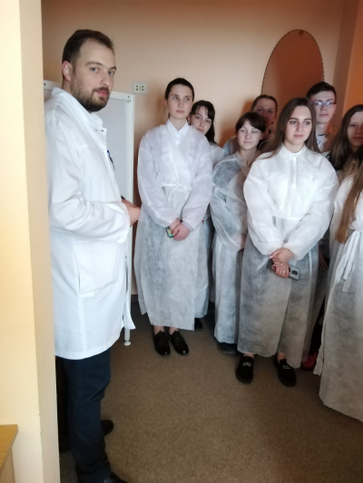 Учащиеся Субботникской СШ благодарят за профориентационную экскурсию в Ивьевскую ЦРБ