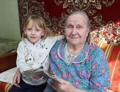 “Линия защиты” для матери. Крепкая семья и счастливая старость 92-летней Марии Ивановны Путик