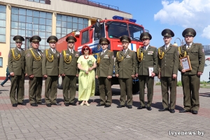 Героям не из книг посвящается. Ивьевских спасателей торжественно поздравили со 170-летием пожарной службы