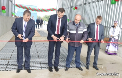 В отделении «Лелюки» СУП «Лаздуны-Агро» торжественно открыли новый зерноочистительно-сушильный комплекс