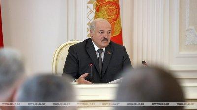 Александр Лукашенко: потеря зерна на полях будет расцениваться по меньшей мере как экономическая диверсия